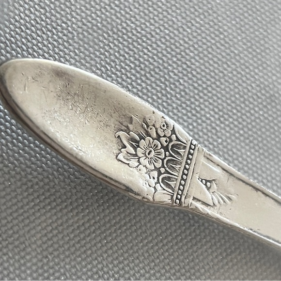 1847 Rogers Bros “First Love” Silverplate 6 7/8" teaspoon Vintage - Picture 4 of 14